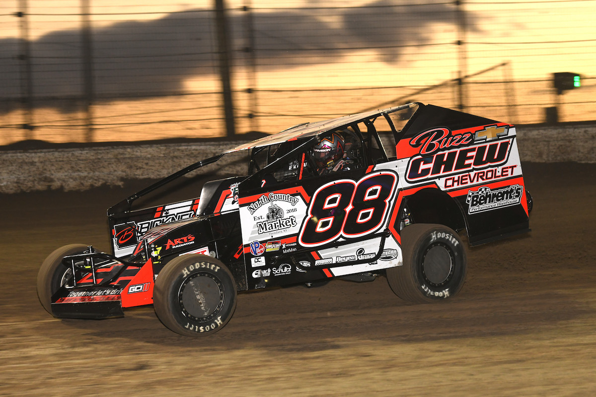 Money Mat Williamson wins 7th DIRTcar Nationals