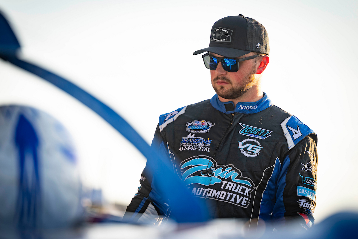 Logan Zarin heats up, reaches regular WoO features