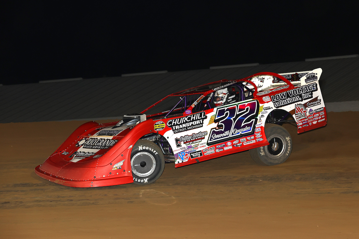 Bobby Pierce ties Clanton with 48 WoO wins, retakes lead